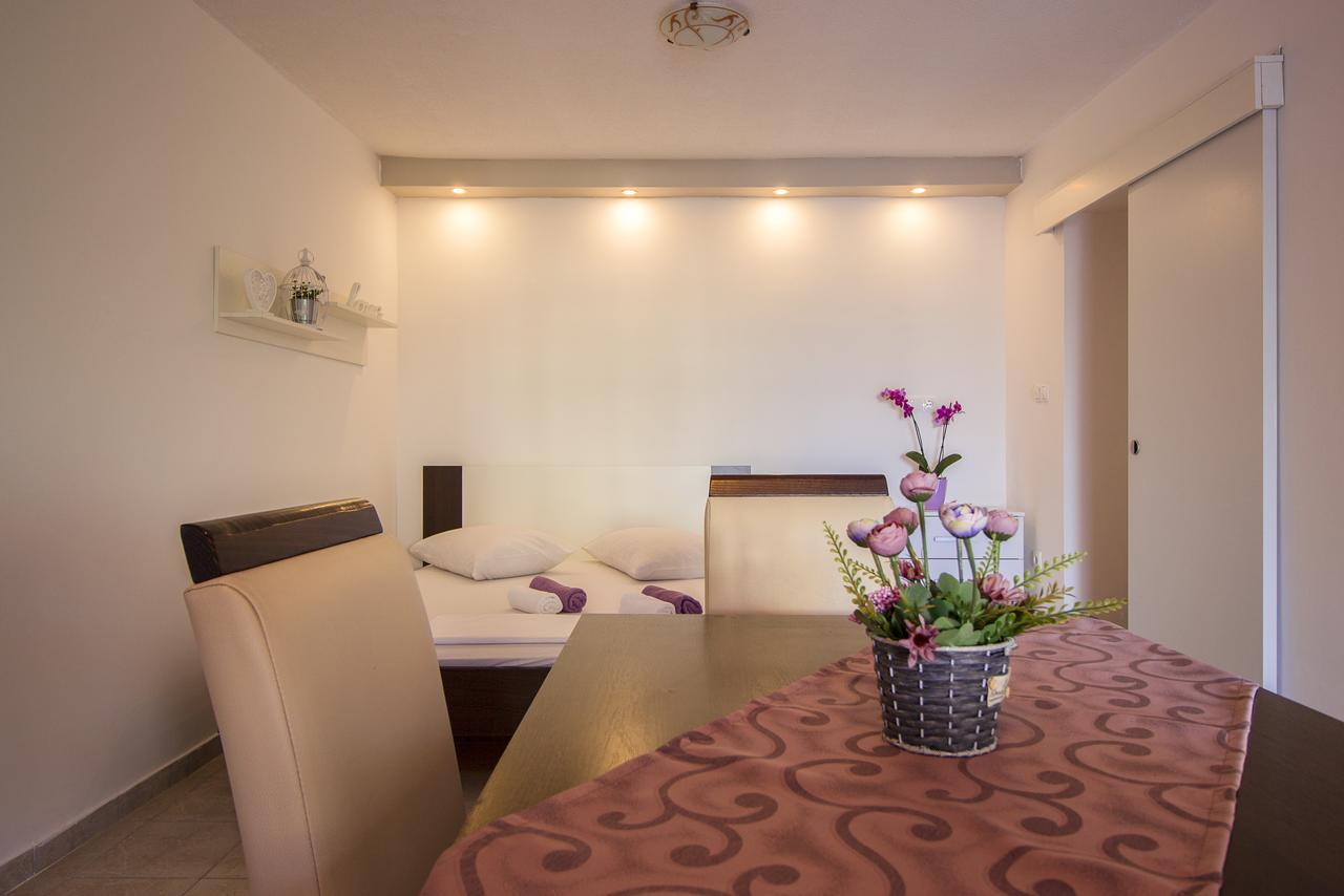 Hajdi Apartment *